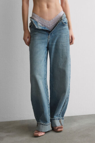 Blonder og mikrofiber 80-tallsstil Brazilian