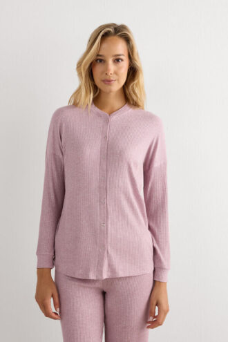 Chic og komfortabel langermet modalbluse med knapper