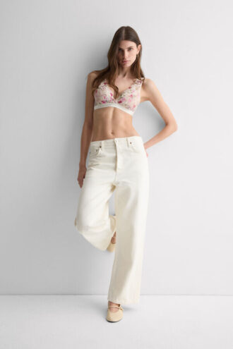 Pretty Flowers triangel-BH med søt blomstertrykk