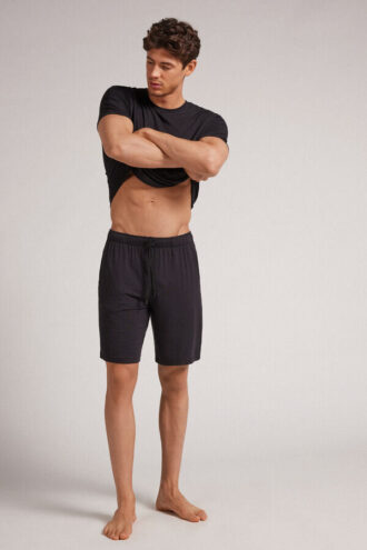 Shorts i silke og modal