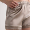 Silkeshorts med piping