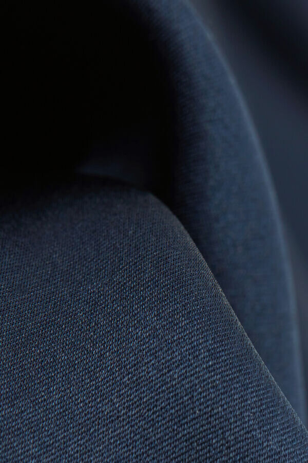 Silkeslip med blonderinnlegg Silkeslip med blonderinnlegg