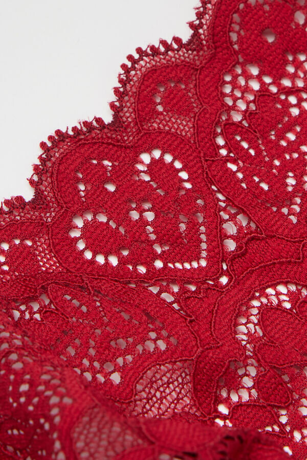 Truse med lav midje og blonder Truse med lav midje og blonder